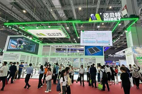 乘風(fēng)破浪·力爭(zhēng)上游丨邁貝特海上光伏技術(shù)首次亮相SNEC上海展