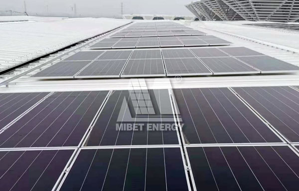 彩鋼瓦屋頂光伏電站的安裝與運維